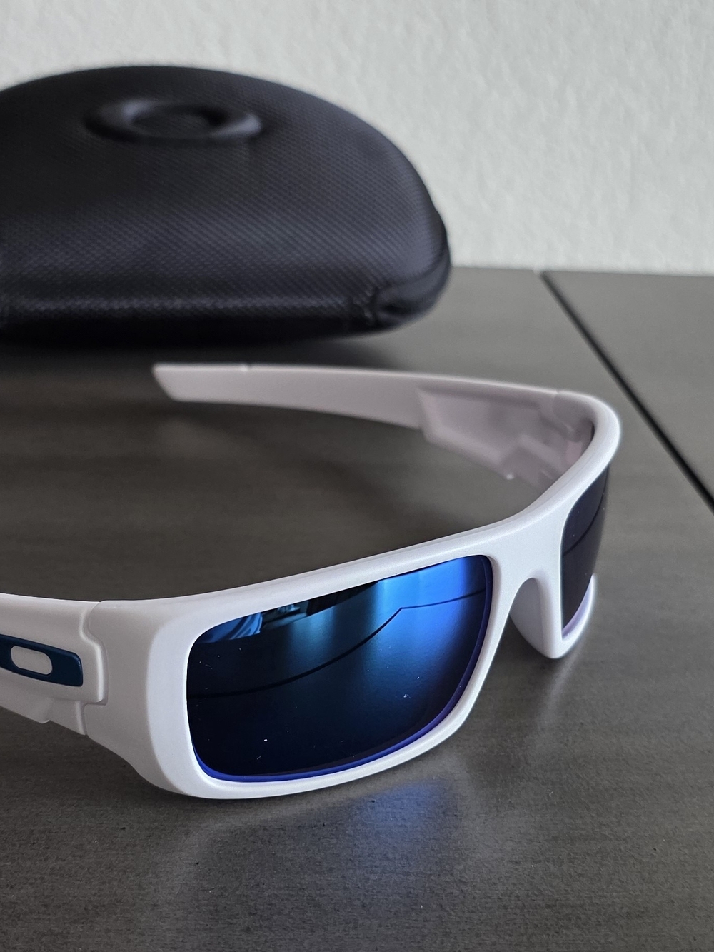 Oakley Crankshaft